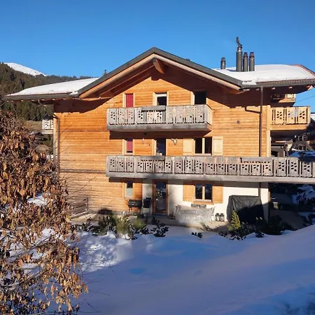 Le Charme 1, Apartment